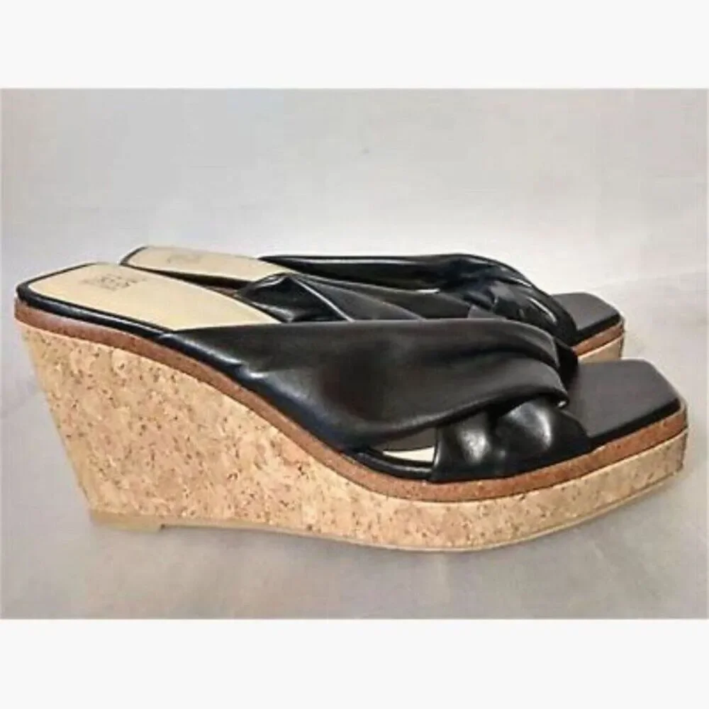 Women's Size: 8 Wedge High Heel Sandals Black . Time and Tru . New w/ Tags